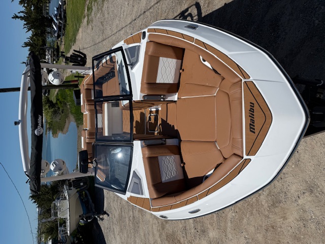 boat.Title